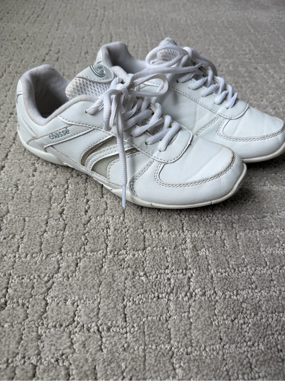 Chasse Flip White Cheer Shoes Size 5.5 with Color Insert Pocket and window